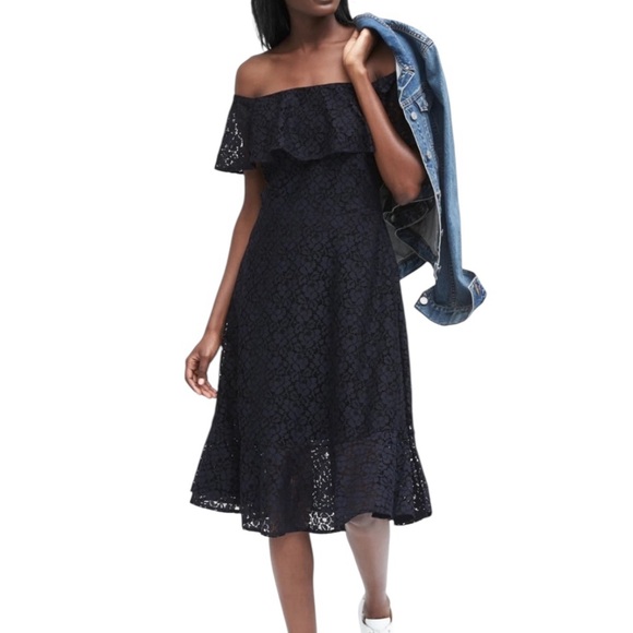 Banana Republic off the shoulder Navy Lace Midi Dress size 2p - Picture 1 of 6